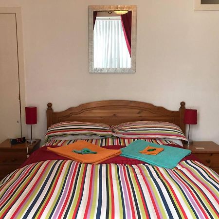 Broomlea Guest House Dyce Esterno foto
