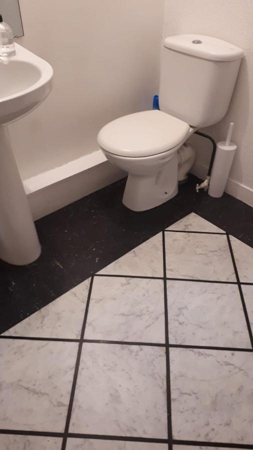 Broomlea Guest House Dyce Esterno foto